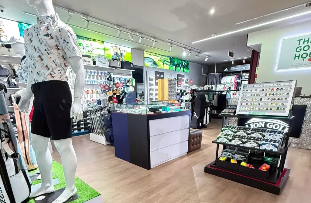 Bên trong LionGolf Sala